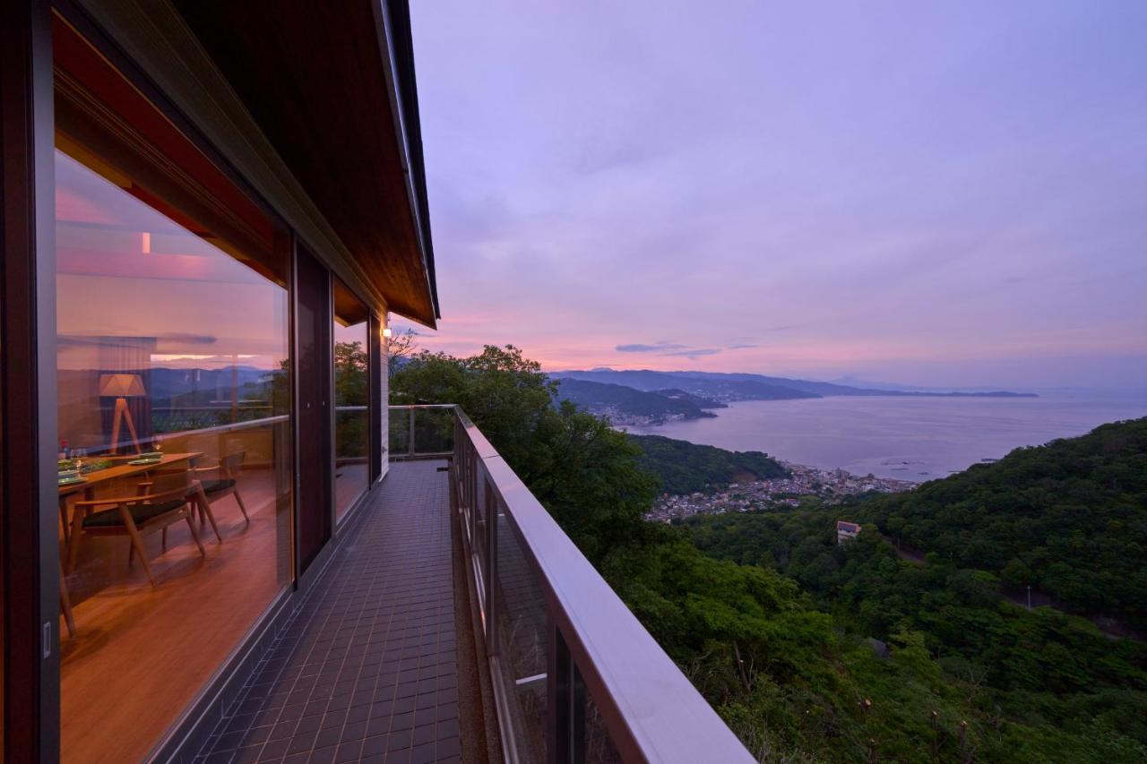 Suite Villa Ocean View Minami-Atami Atami  Luaran gambar